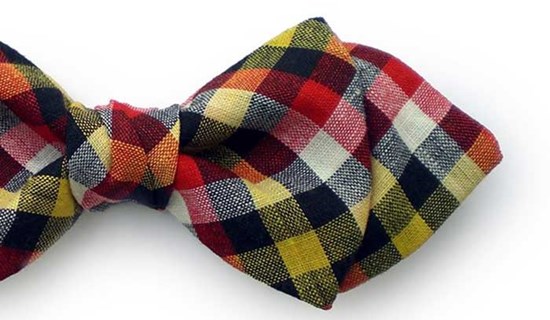 CÓMO HACER EL NUDO DE LA PAJARITA