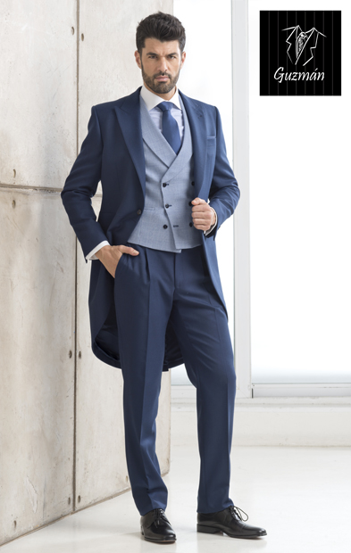 ALQUILER DE CHAQUÉ AZUL TINTA