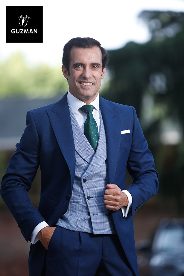 TENDENCIAS TRAJES DE NOVIO 2026